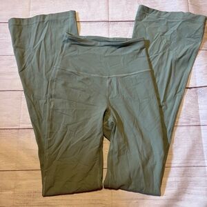Lululemon align high rise mini flared Yoga Pant in palm court size 2